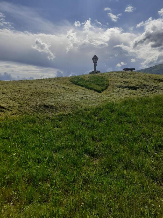 Baita Tana Da L'Ors Forgaria nel Friuli Exterior foto