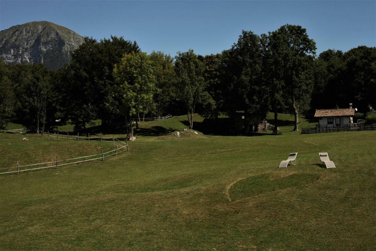 Baita Tana Da L'Ors Forgaria nel Friuli Exterior foto